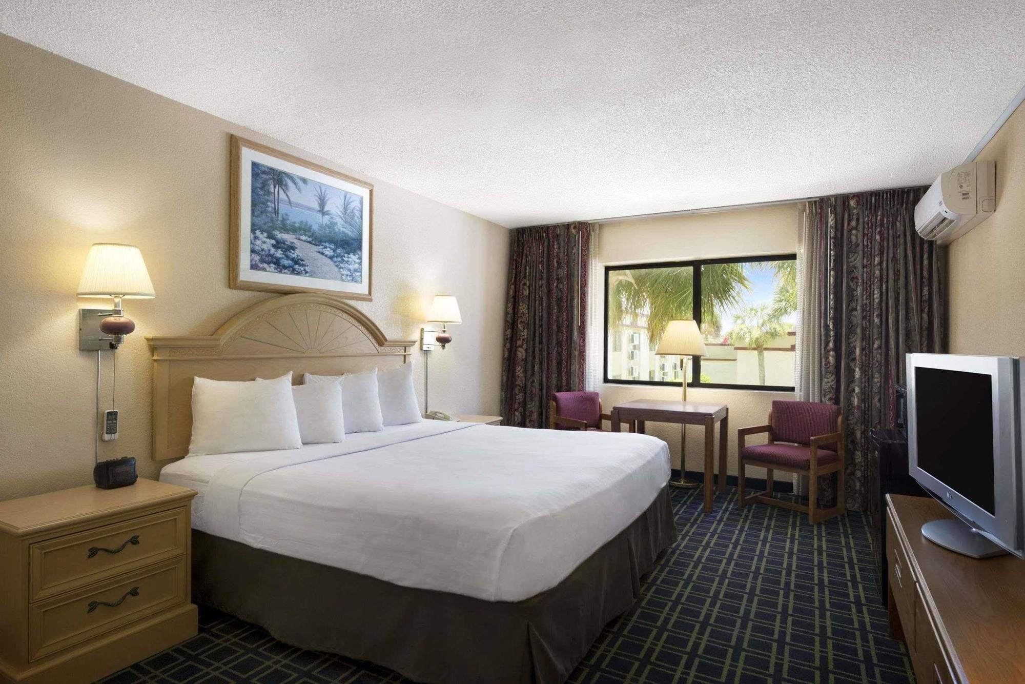 Space Coast Hotel Titusville-Kennedy Space Center Kültér fotó